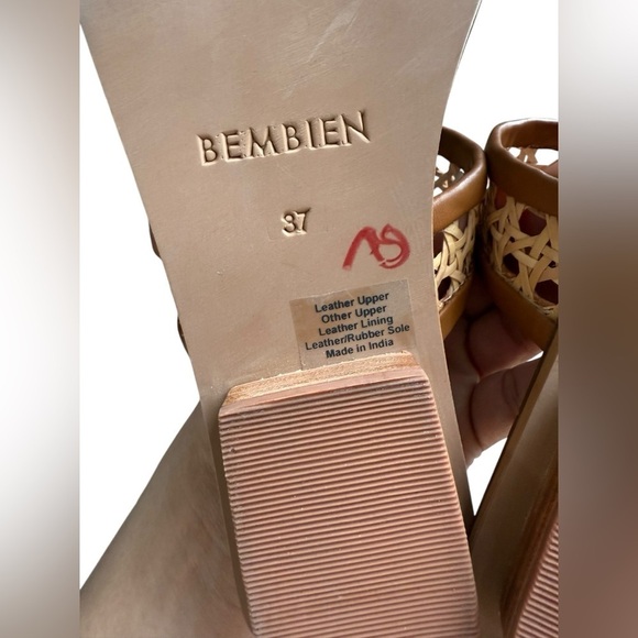 NWOT Bembien Paloma Slide Size US 7 - Picture 10 of 11